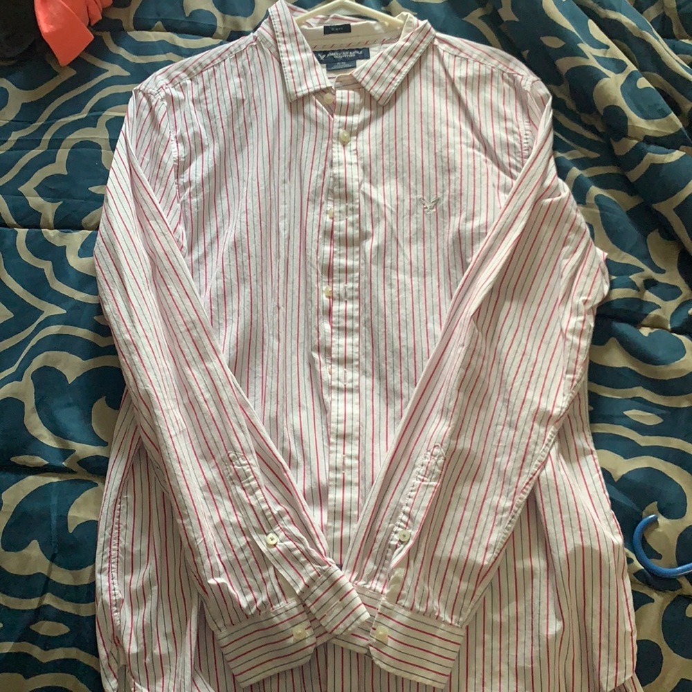 American Eagle Button Up